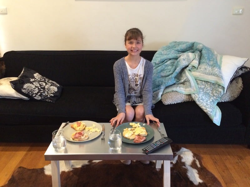 Breakfast-bench