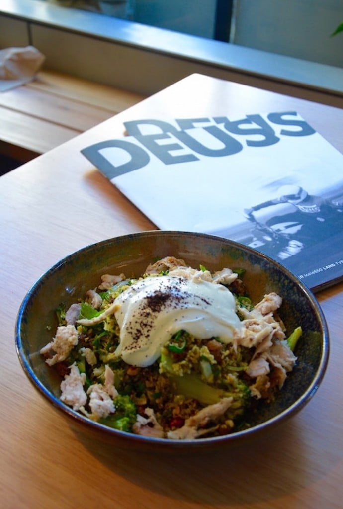 Deus-Ex-Machina5