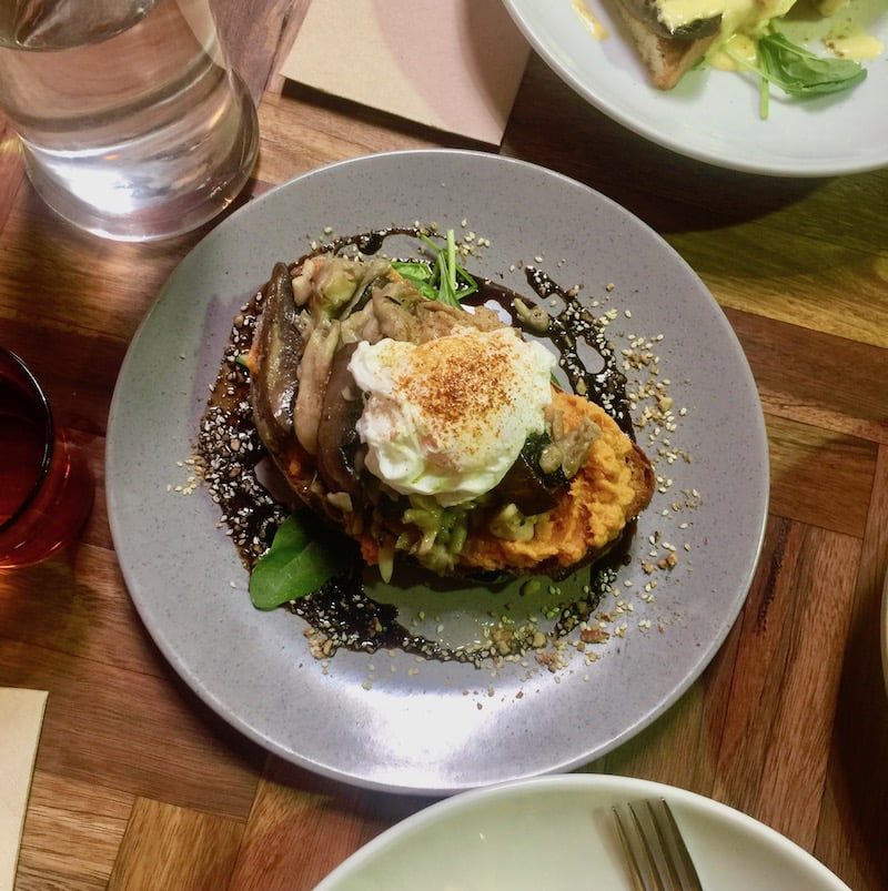 roastville-coffee-wild-mushroom-bruschetta