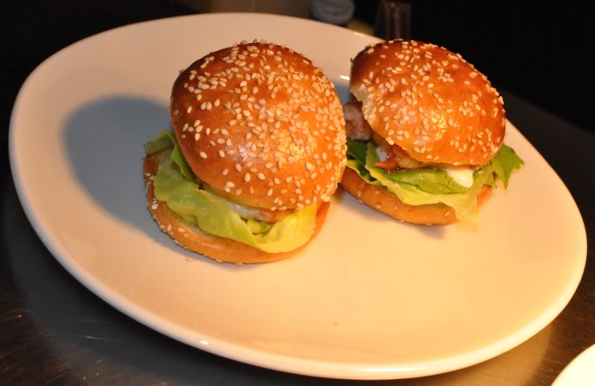 hotel ravesis prawn sliders