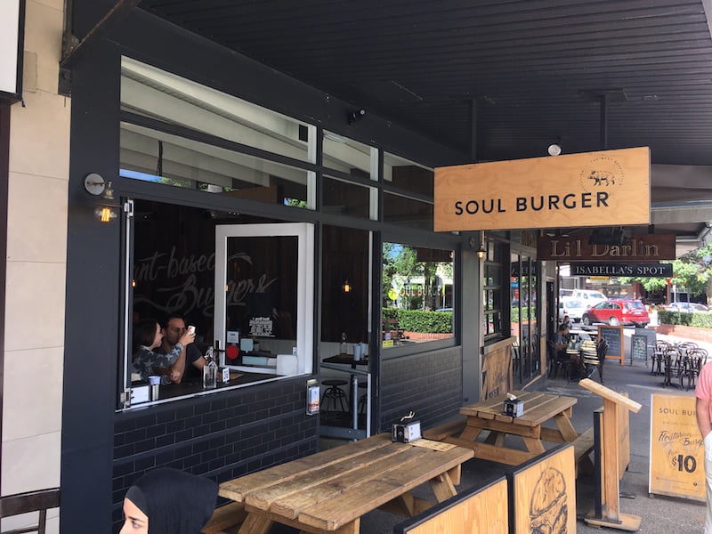soul bruger - outside