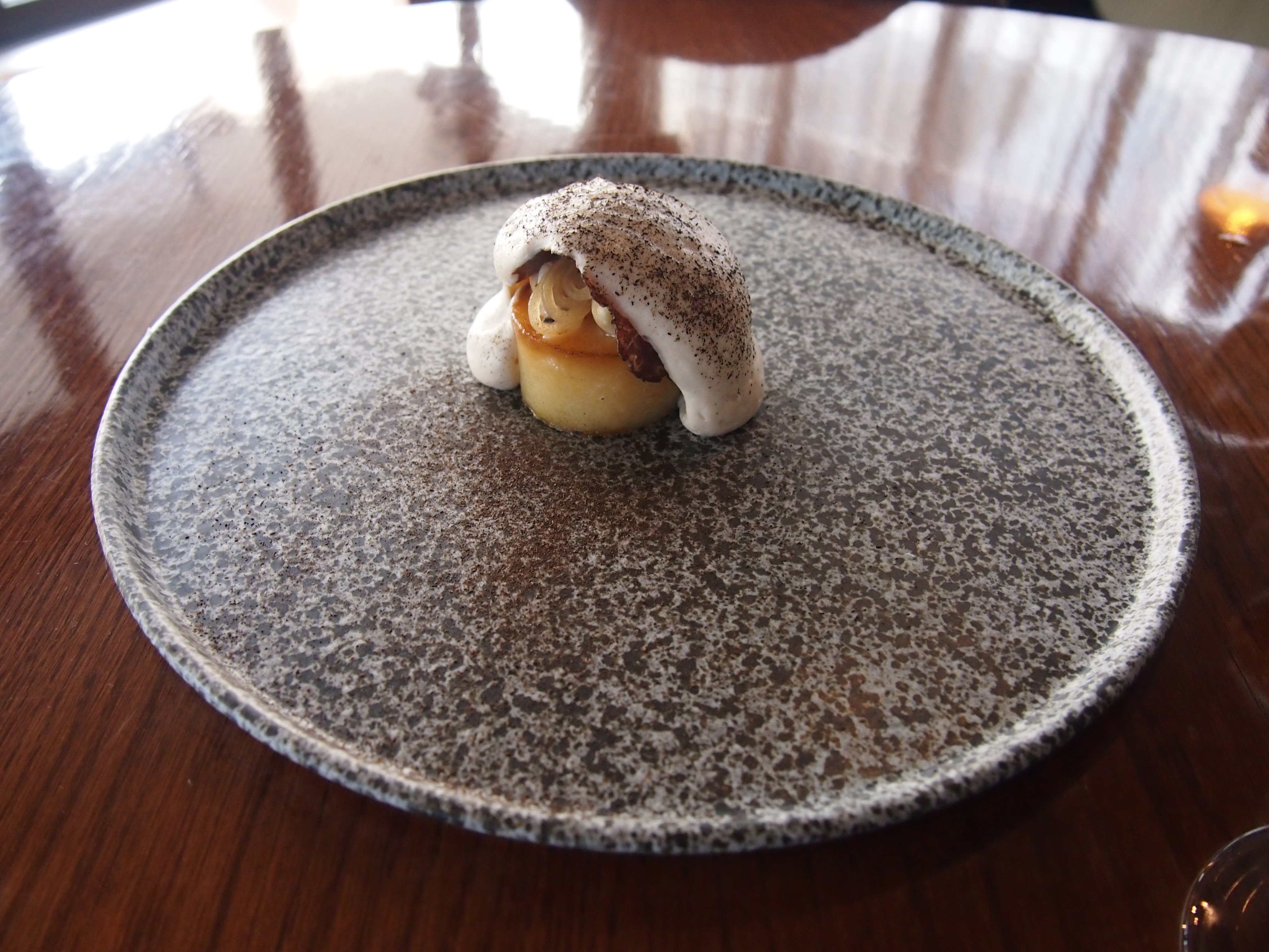dutchess-oysters-poached-wagyu-fat-smoked-marrow-foam-bresaola-leek-ash
