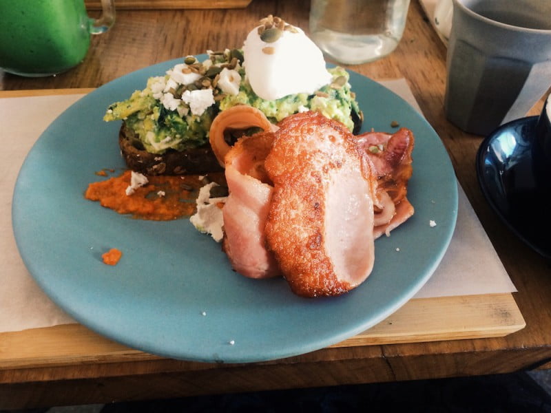 mr hubbard smashed avo