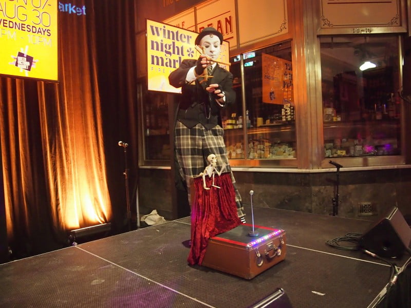 Queen Victoria Winter Night Market entertainment