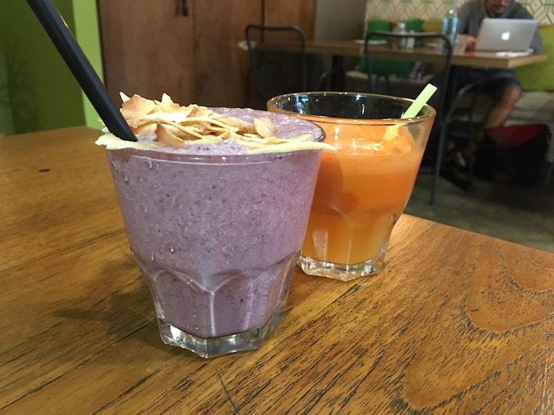 Hoochie Mamma Cafe juices