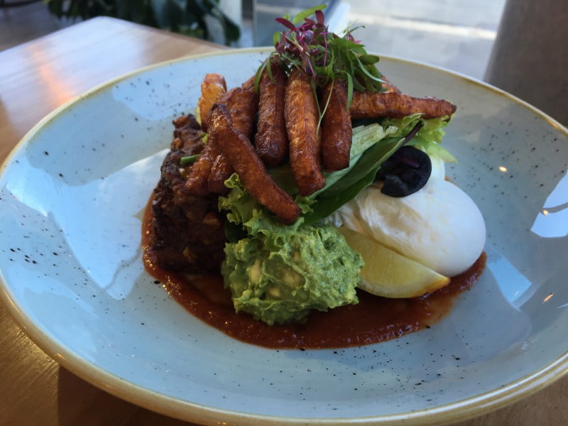 Gibbons Street Pea and Halloumi fritters