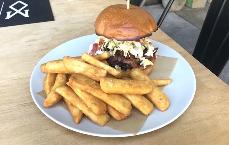 modus chicken burger
