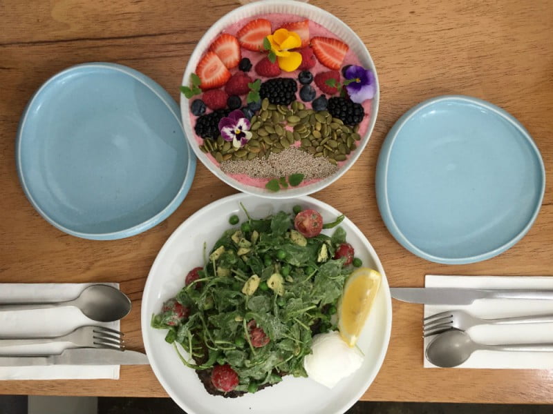 Raspberry smoothie bowl and pea and ricotta fritters