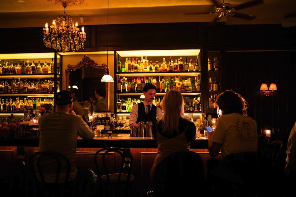 drinking history tours-the everleigh