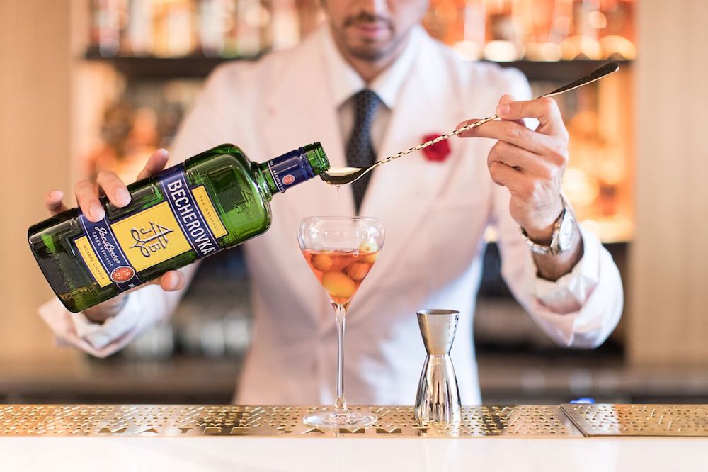 Maybe Sammy, A New 1950s Inspired Cocktail Bar Arrives to The Rocks