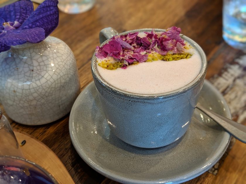 Flovie Rose Tea Latte