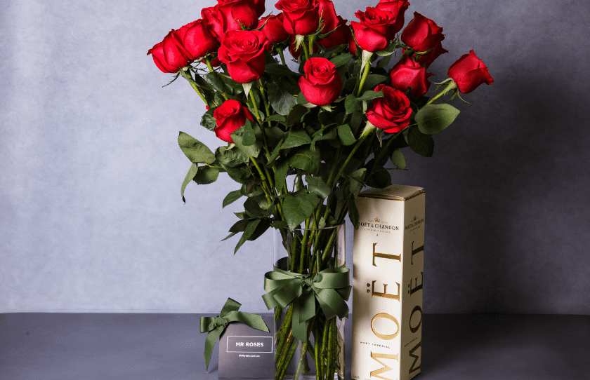 Fathers day gift - Vase of Red roses from Mr Rose and a bottle of Moet champagne